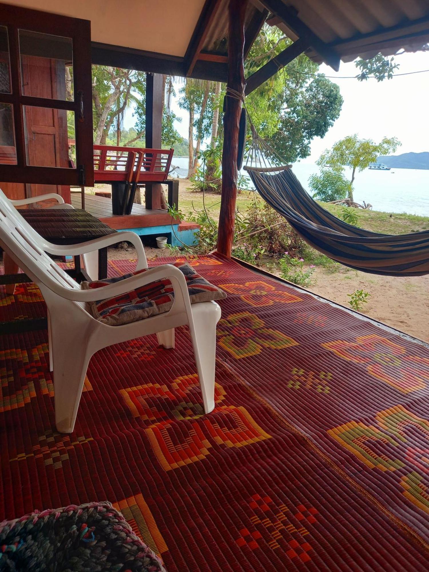 Sabai Sabai Beach Bungalows Koh Phayam Cameră foto